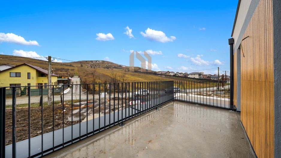 Casa individuala nZEB cu piscina, 501 mp teren, 160mp utili, Sanicoara - Poză 17