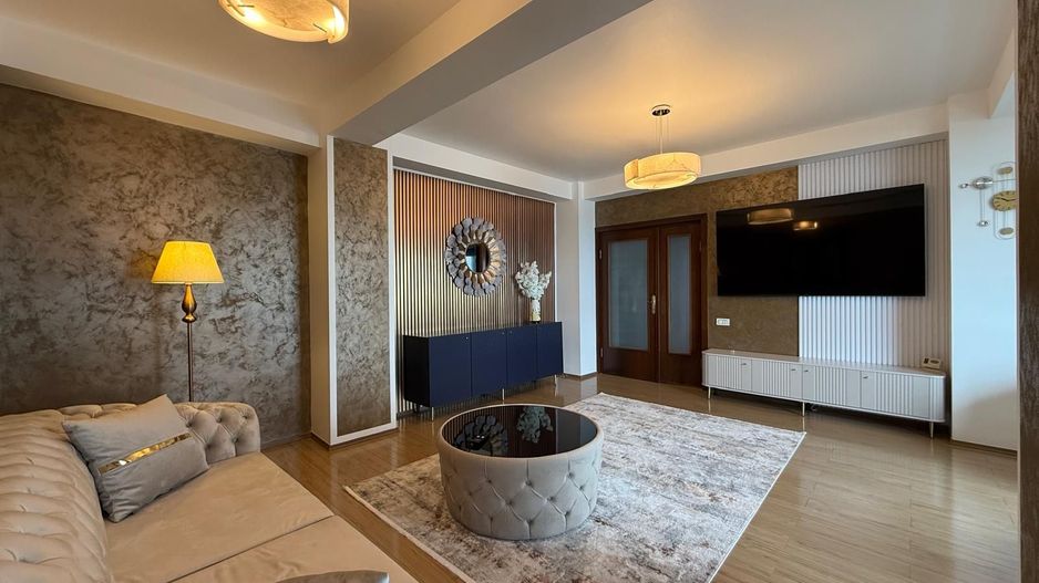 Apartament de lux cu panorama superba la Dunare - Poză 2