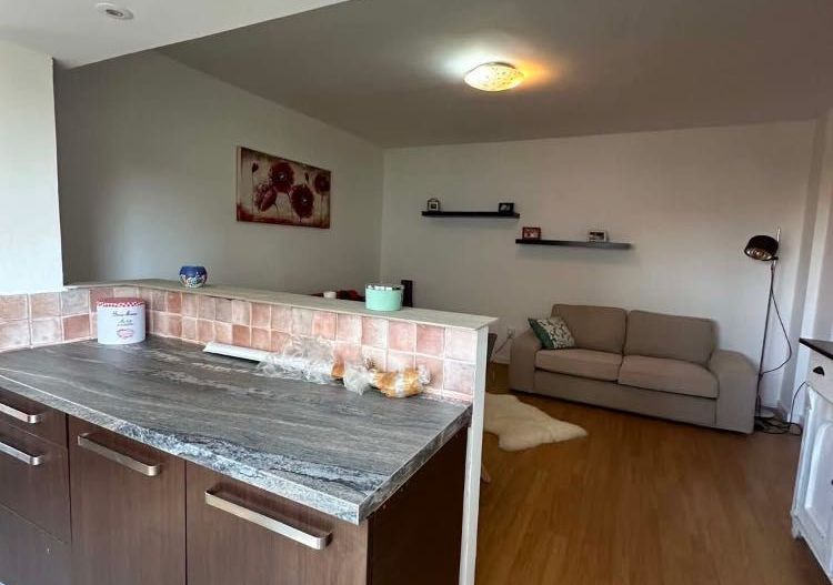 Apartament de vanzare - Poză 2