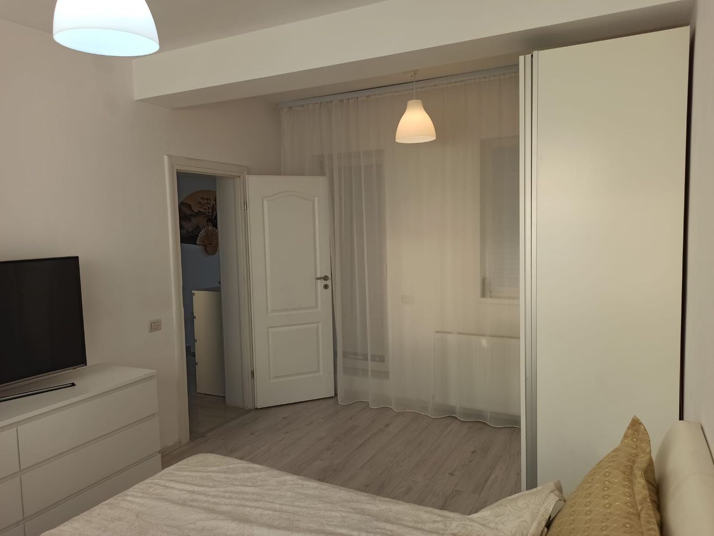 vila4cam2bai-curte-parcare-loc joaca-acces controlat-strOrizontului - Poză 40