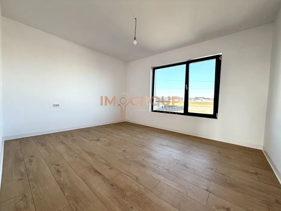 COMISION 0% - CASA FINALIZATA CU 4 CAMERE - LA ASFALT - Poză 4