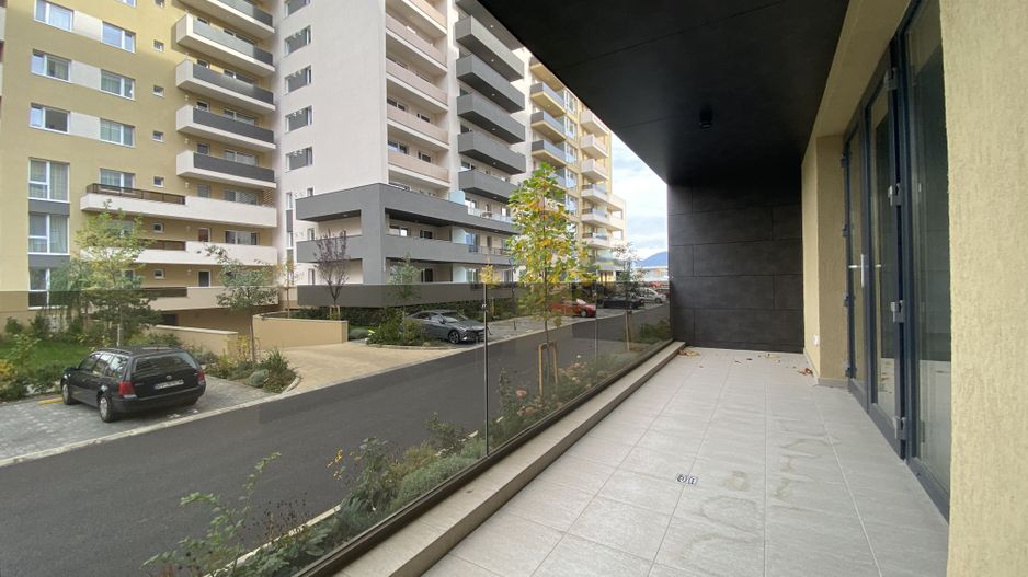 Spațiu comercial / Birouri de închiriat în Urban Plaza | Predare imediată - Poză 10