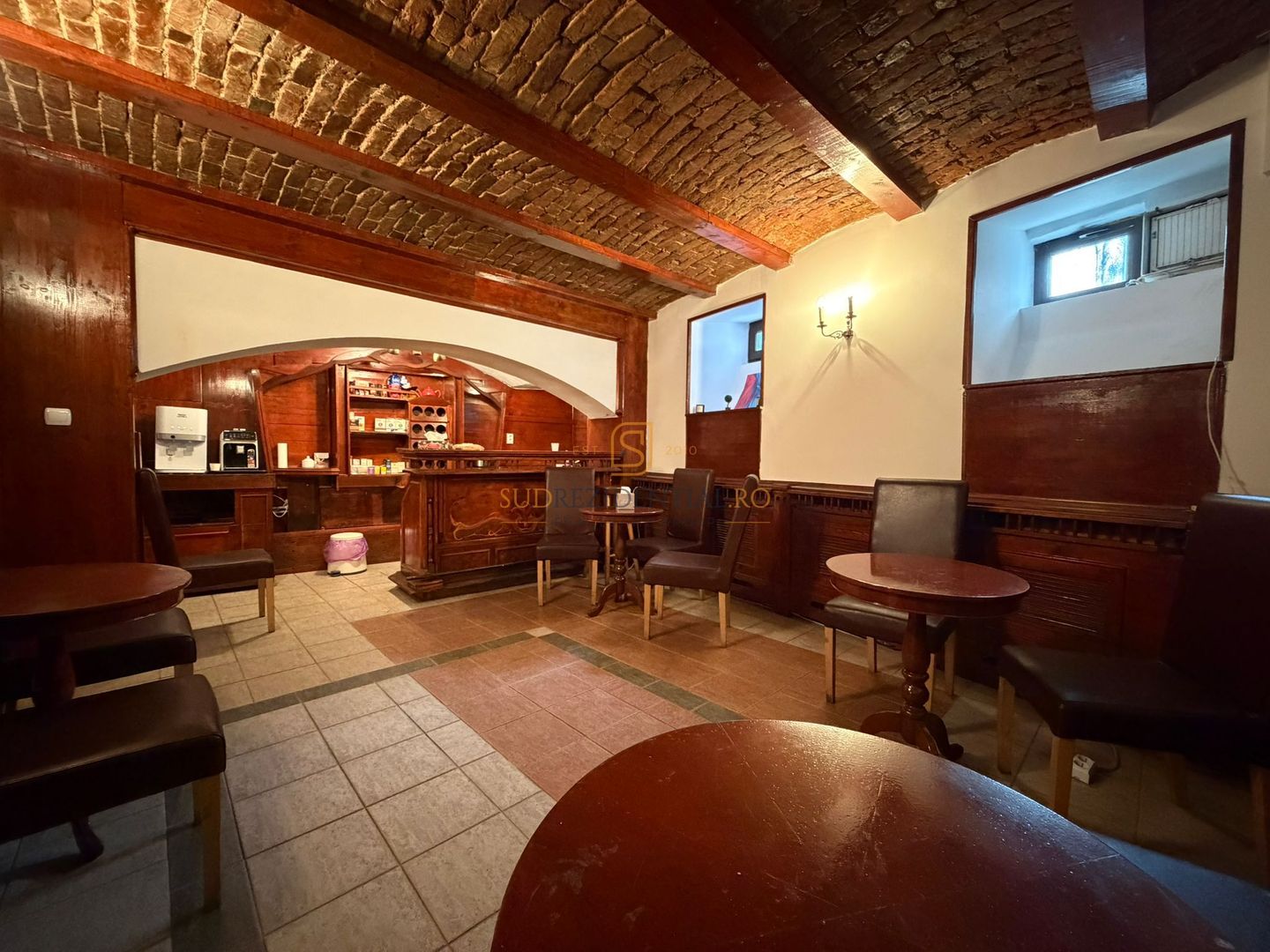 Cladire birouri ultracentral - multiple destinatii ( office/clinica ) - Poză 8