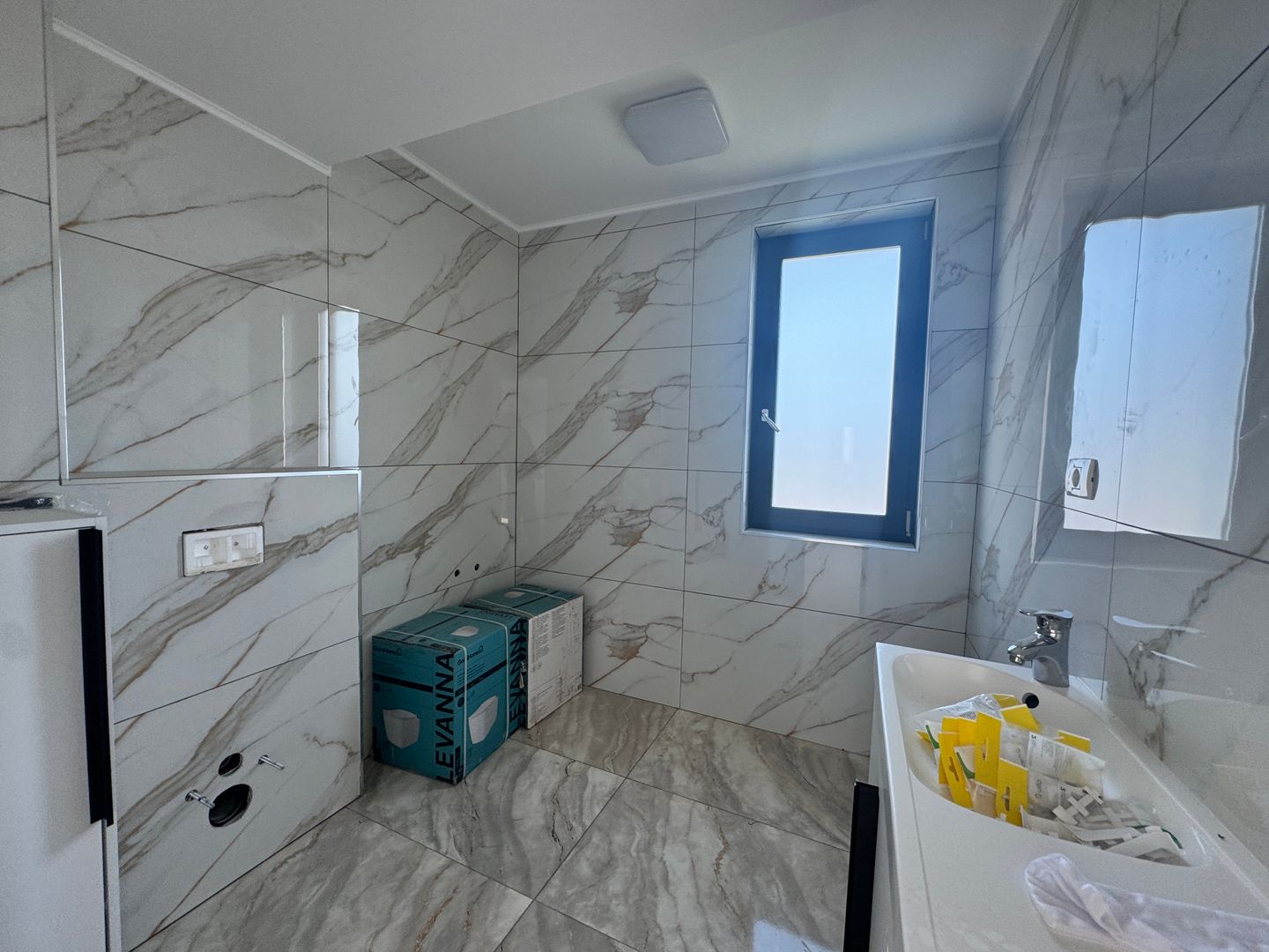 Vila 5 camere Otopeni Central-bucatarie si finisaje incluse - Poză 26