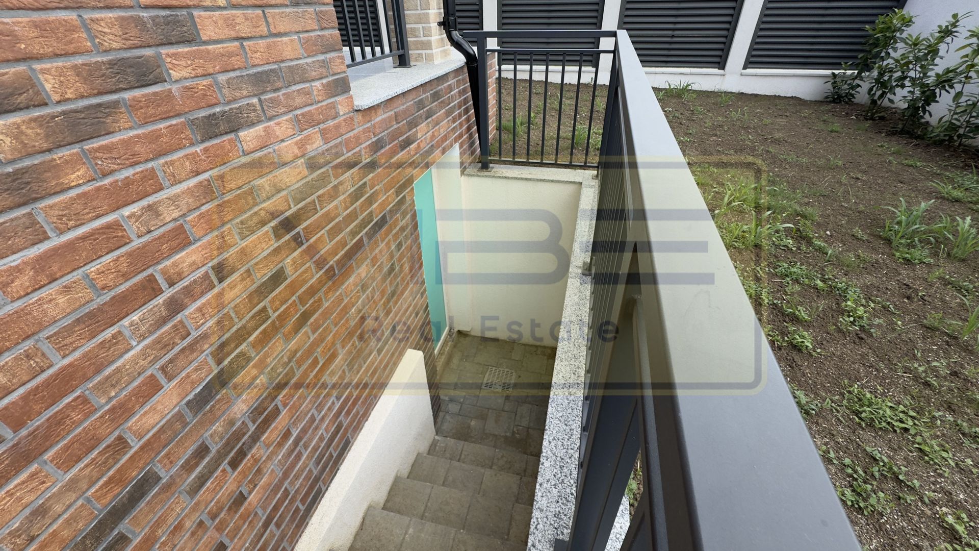 Casa individuala PREMIUM D+P+E 419mp teren, Miroslava - Poză 6