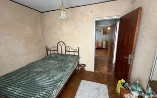 APARTAMENT 3 CAMERE ETAJ 4 CAMPULUNG - Poză 3