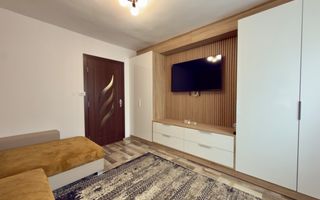 Garsonieră modernă, prima închiriere, etaj intermediar- zona Tractorul - Poză 1