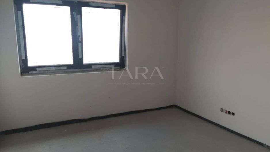 Casa de vanzare tip duplex in cartierul Europa,zona Bibescu - Poză 15