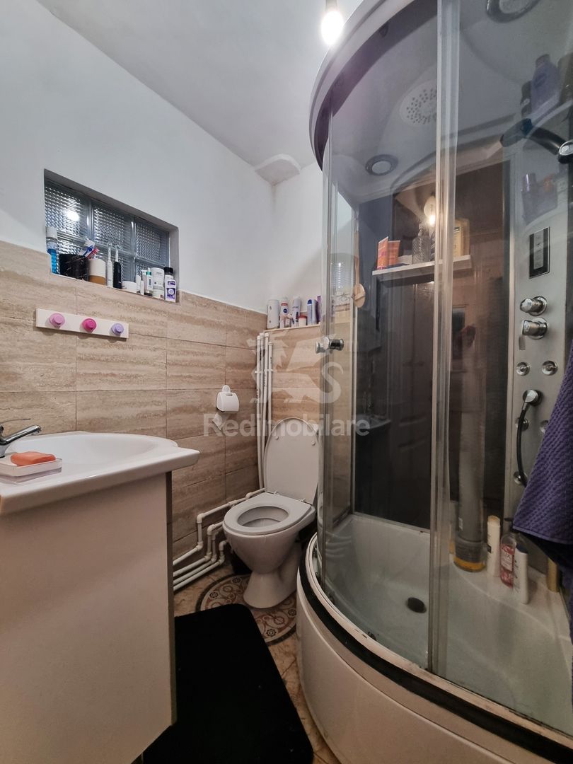 Casă funcțională, curte proprie, finisaje moderne - Poză 7