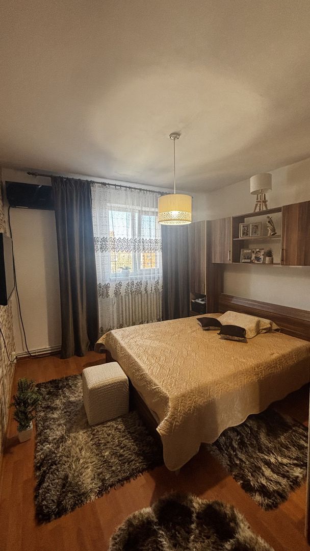 Apartament de vânzare in bulevardul Transilvaniei Alba Iulia - Poză 2