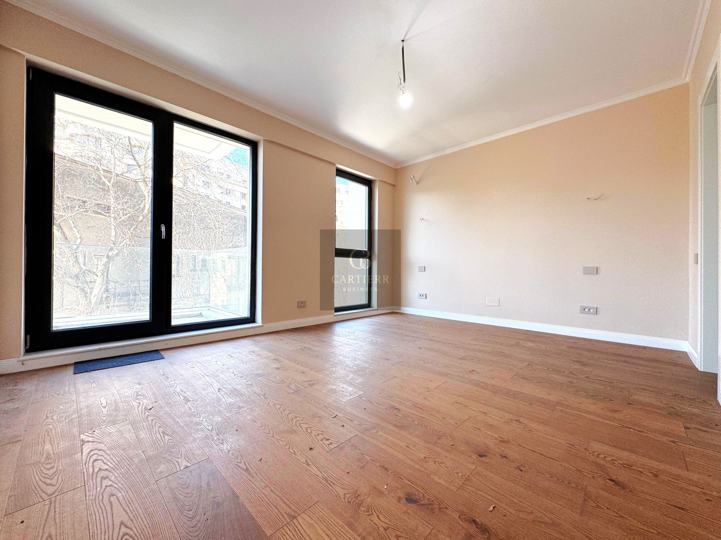 4 CAMERE + PARCARE( 2 AUTO)| PALATUL PARLAMENTULUI | COMISION 0 - Poză 15