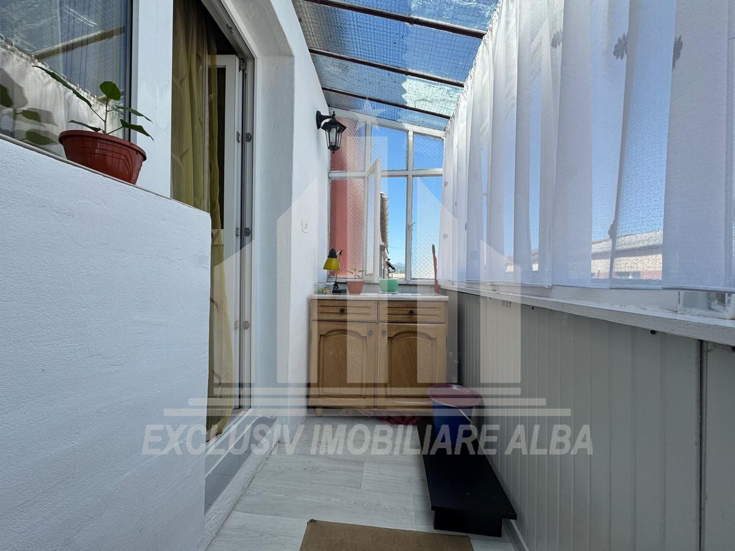 Apartament cu 2 camere de vanzare, Cetate - Poză 8