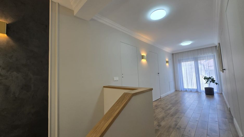 BRASADAS vinde casă premium in zonă SEMICENTRALA. - Poză 12
