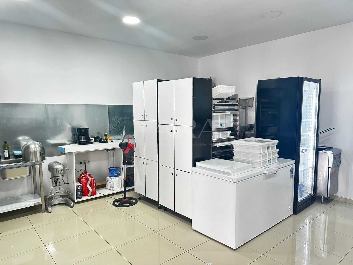 Spatiu Comercial, 90 mp, zona Ultracentrala - Poză 2