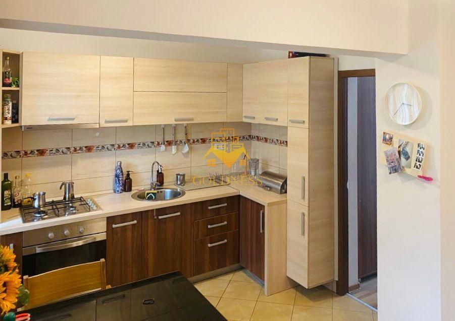 2 camere, decomandate, Ultracentral, I.C Bratianu Zona Blvd. Eroilor - Poză 1