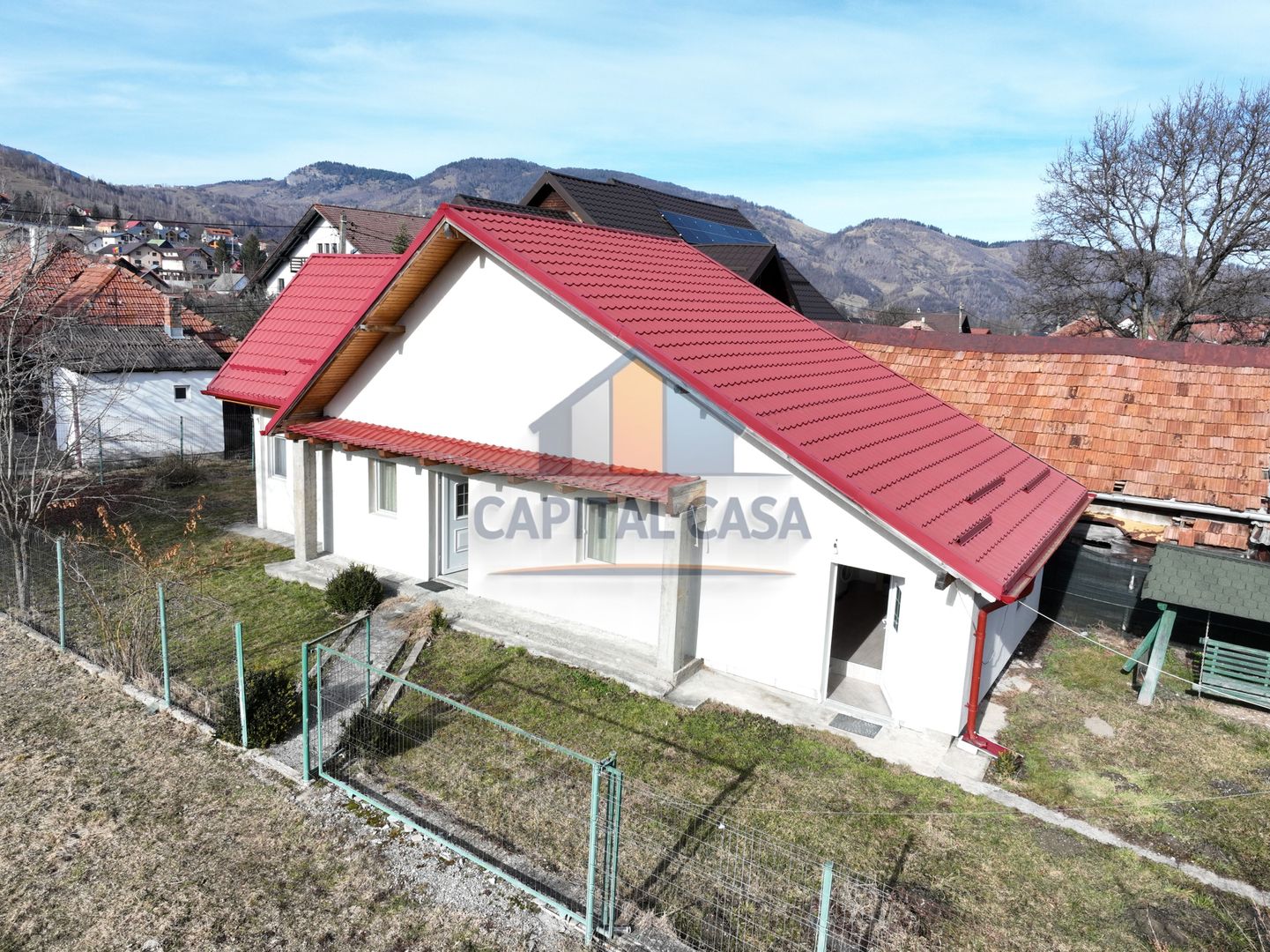 Casă Nouă, 3 Camere, 3 Băi – Vedere de vis spre Piatra Craiului - Poză 1