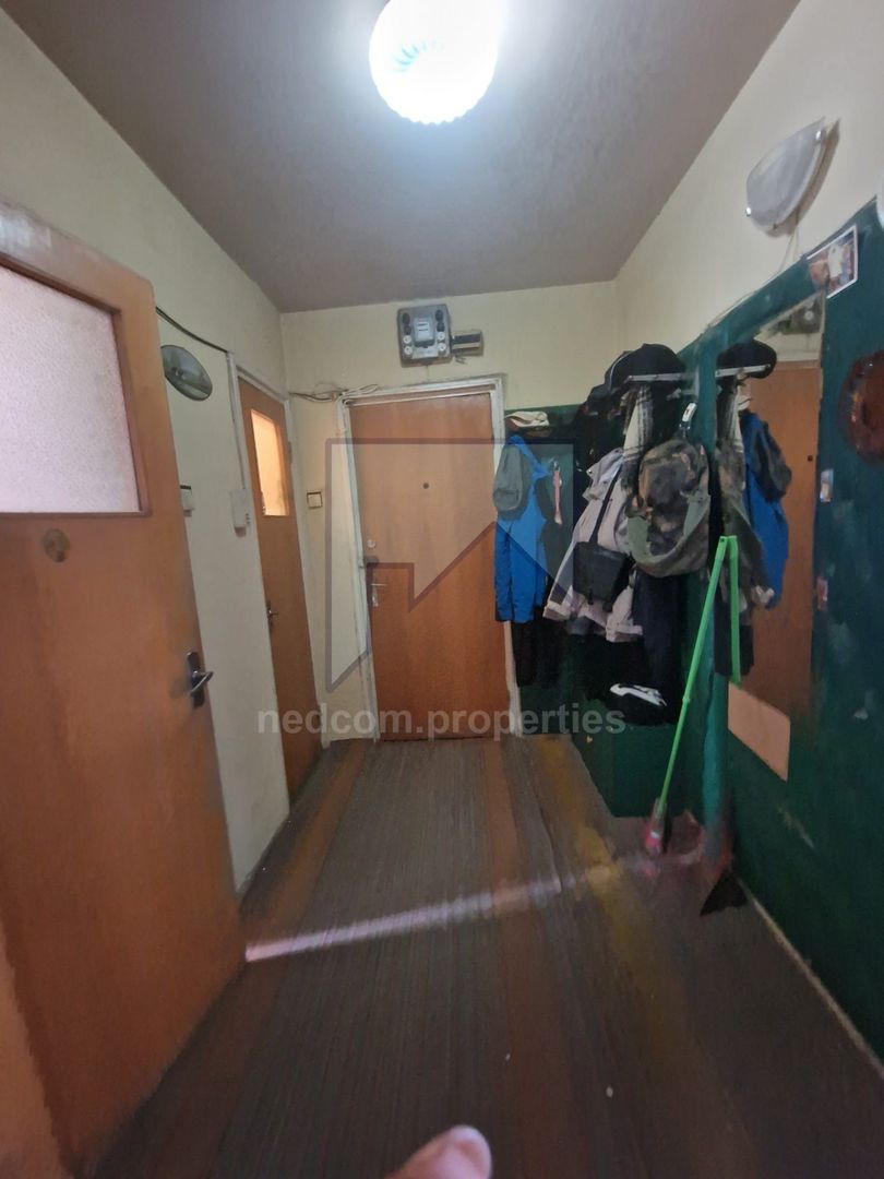 Vanzare apartament 4 camere Drumul Taberei - Poză 12