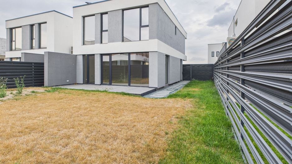 Casă în ansamblu rezidențial cu 5 camere, Tunari, aproape de oraș - Poză 26