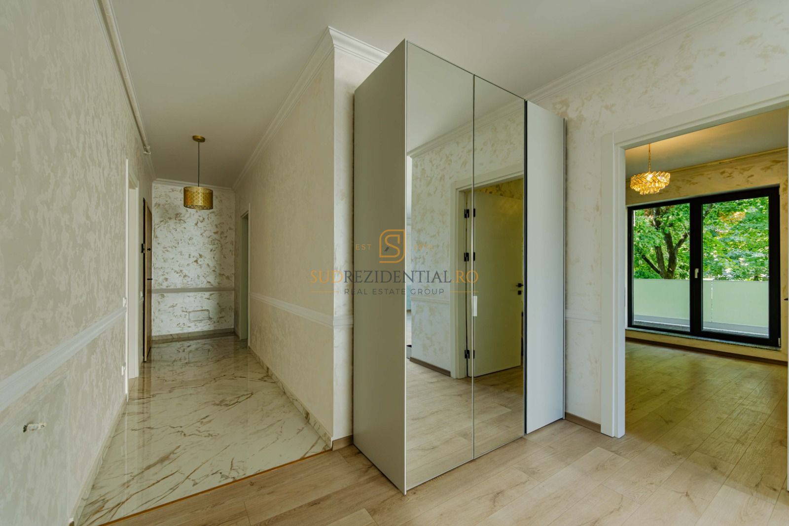 Apartament Premium 3 Camere zona Eroii Revoluției 99,6 mp - Poză 21