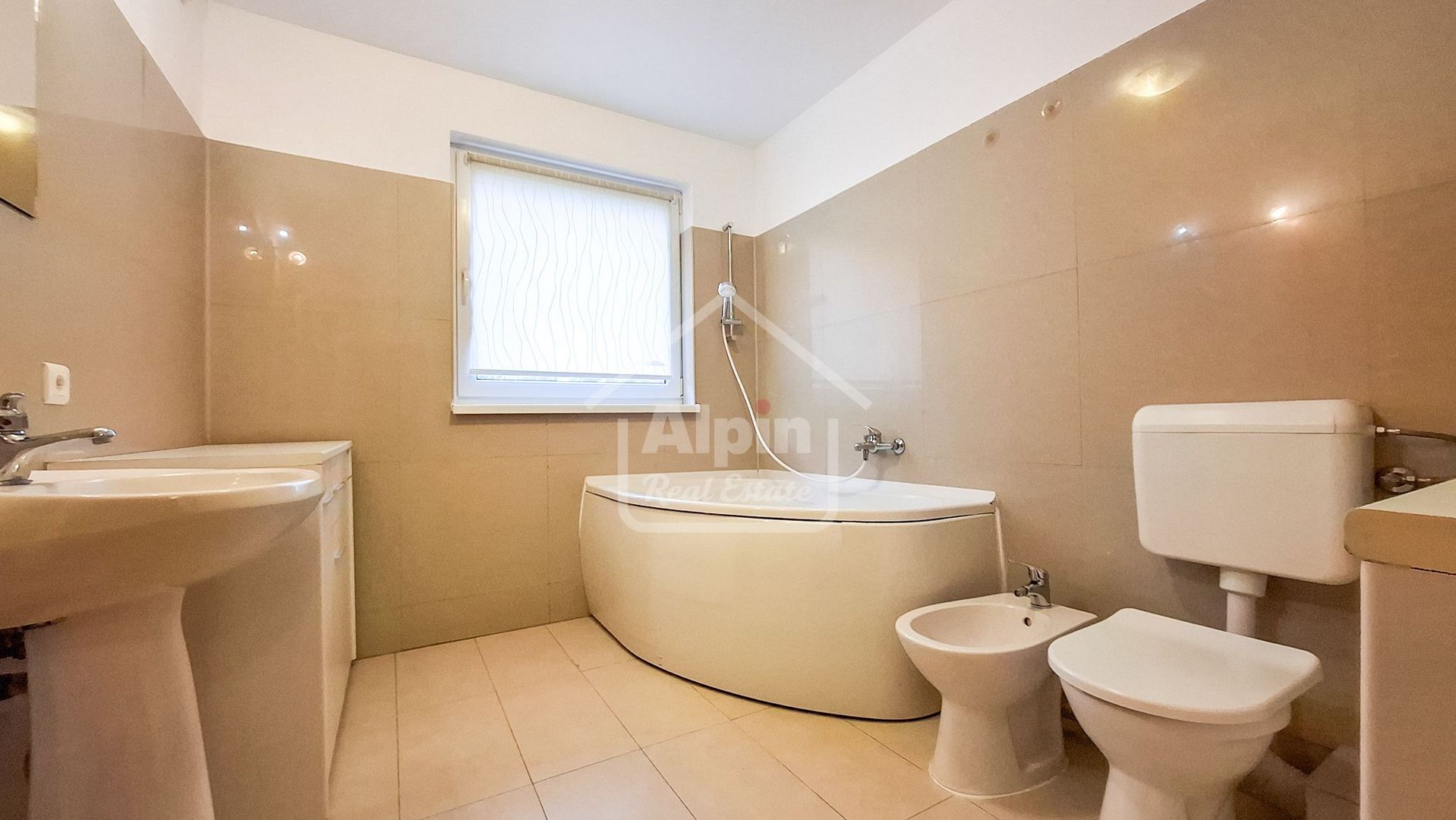 Casa Suprafata Generoasa I Cartier Noua - Poză 17