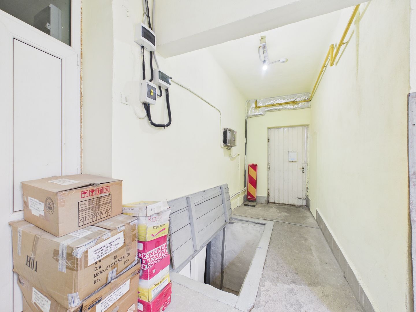 Casa cu 8 camere de vanzare | rezidential si comercial | Nerva Traian - Poză 14