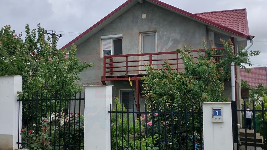 Vanzare casa P+M, Smardan( Galati ), la 2 minute de str.principala - Poză 3