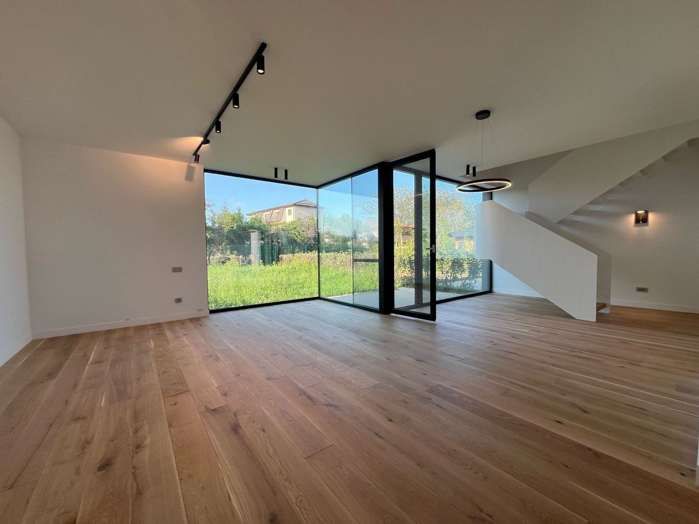 Casa 4 camere | Amber Forest | Tunari | Pipera | Otopeni - Poză 1