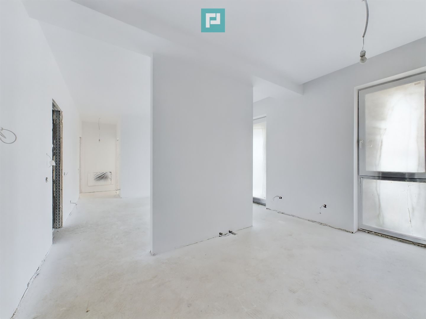 Apartament modern cu 4 camere, curte și terasă – liniște și confort ap - Poză 2