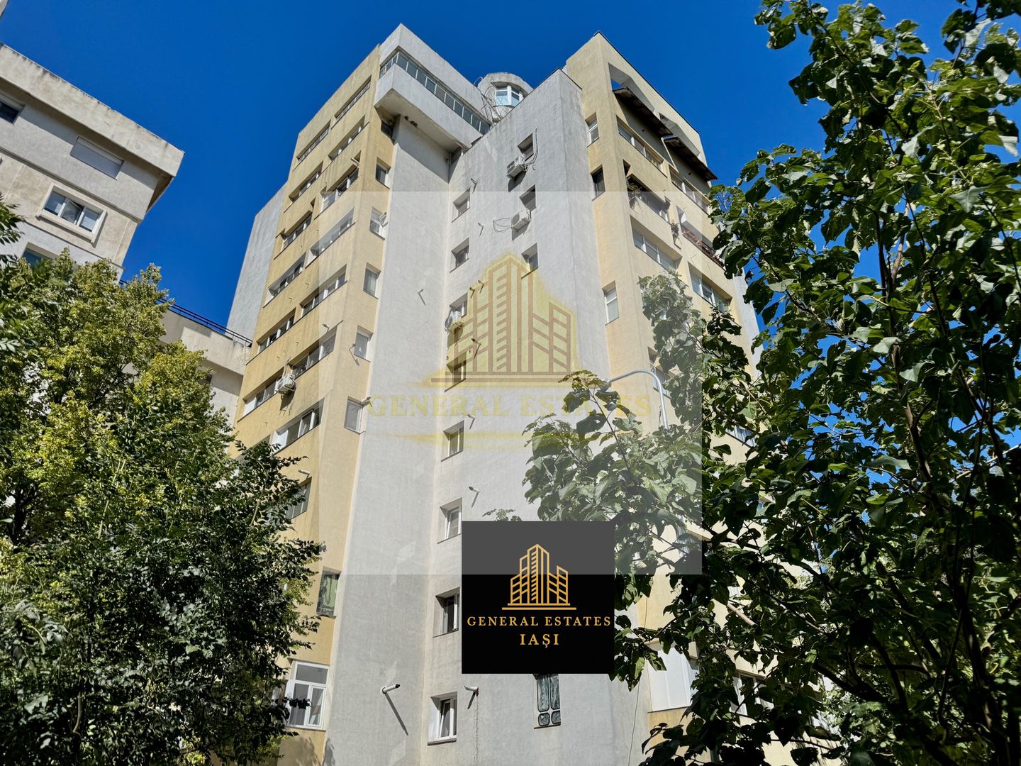 Vânzare apartament în 3 Nivele cu Terasă, Cug-șos.Nicolina - Poză 4