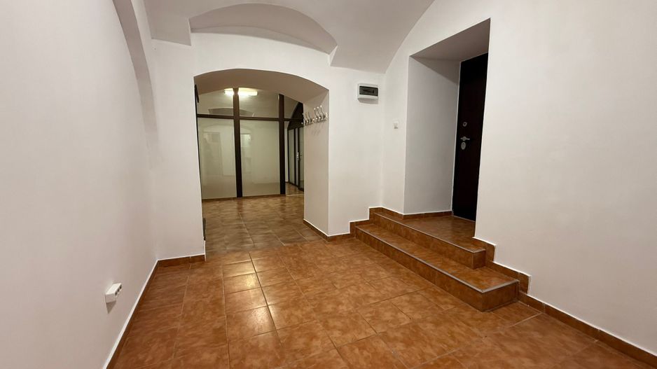 Ultracentral – Str. Lucian Blaga | Acces individual | Parcare în curte - Poză 11