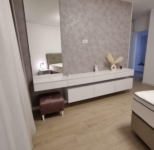 Apartament 2 camere de închiriat – VEDERE FRONTALA LA LAC/ Termen Lung - Poză 10