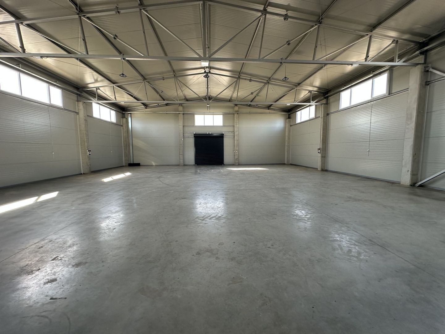 Hala depozitare cu birouri zona de N - Poză 7