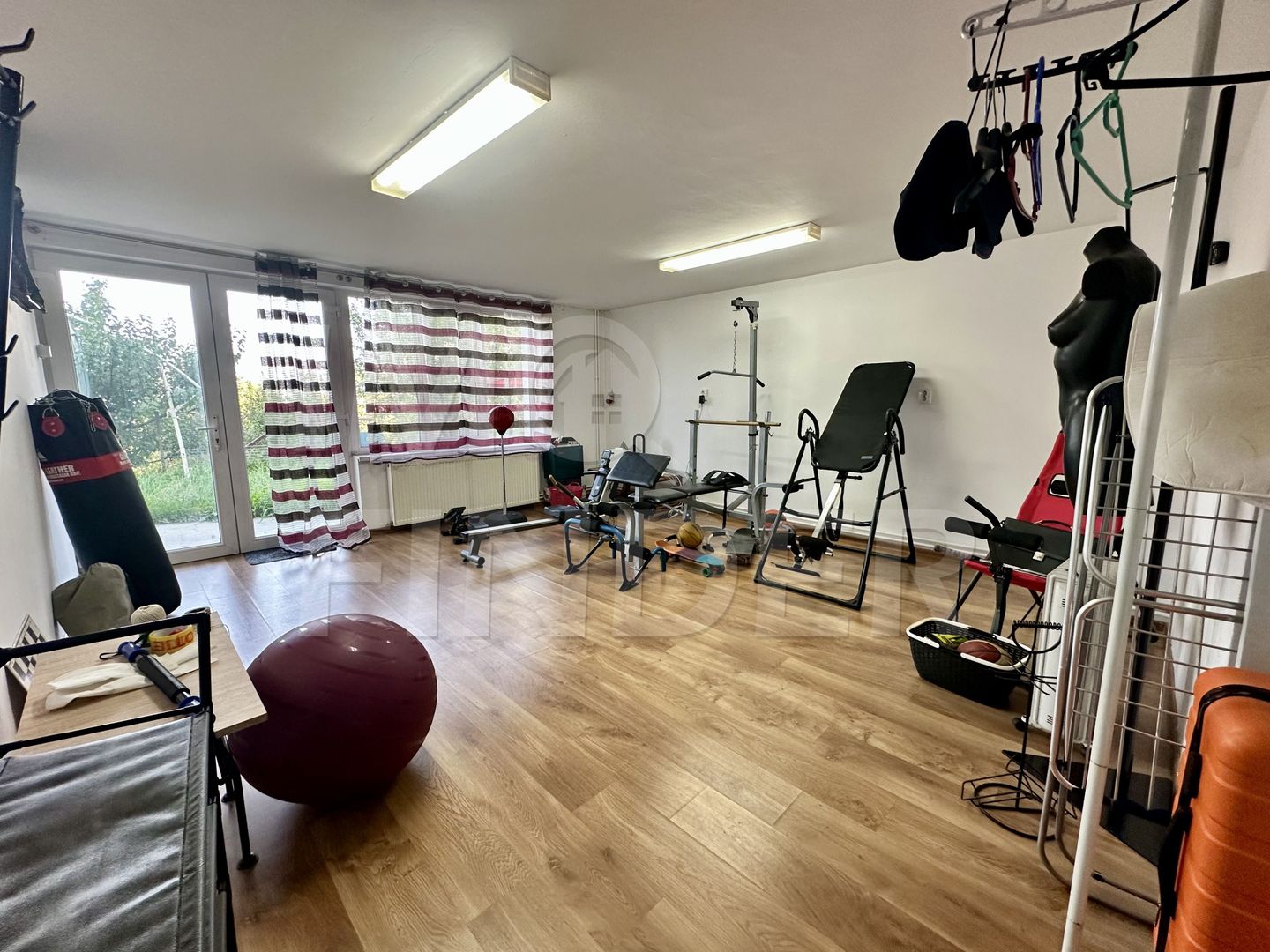 Casă specială de vânzare în Gheorgheni cu 600 mp teren - Poză 18