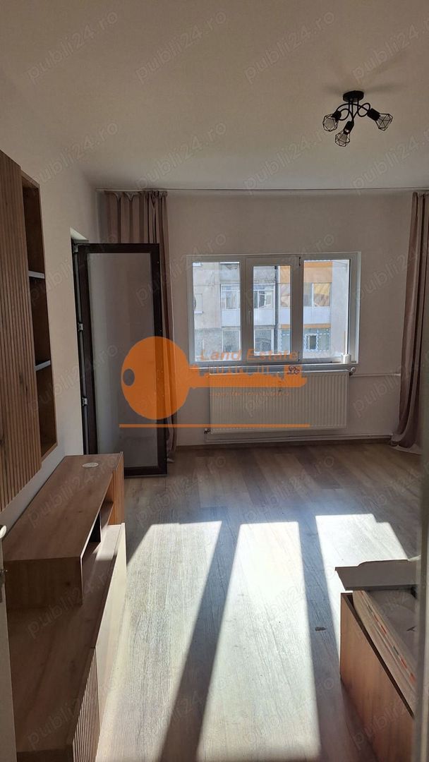 Vanzare Studio Sebastian ( constructie 1983 ) - Poză 4