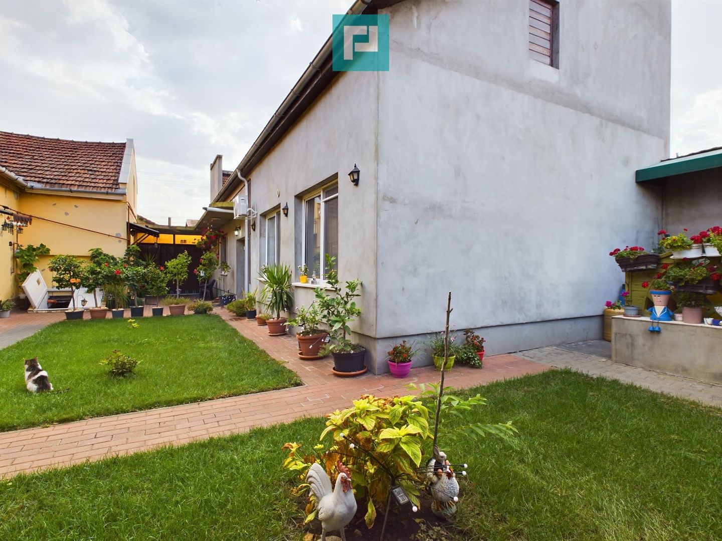 Apartament cu 3 camere la curte comună în Grădiște - Poză 21