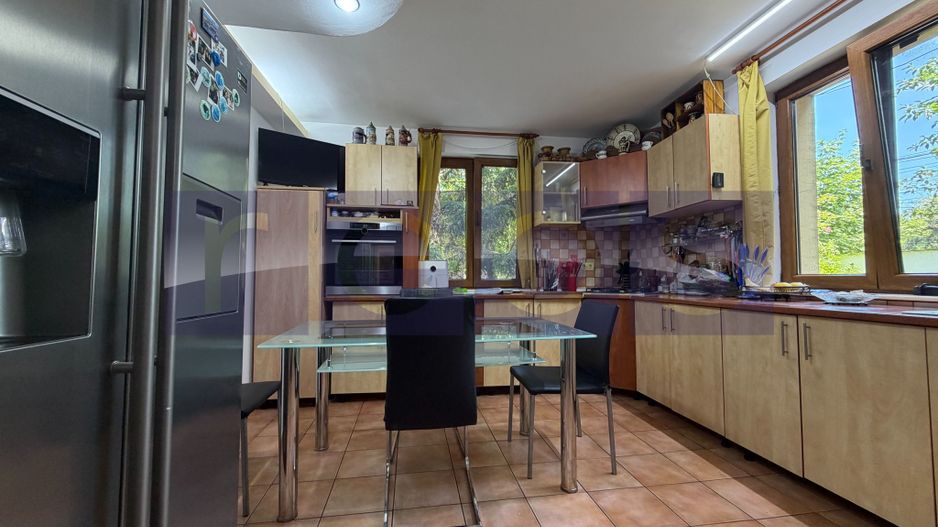 VANZARE VILA 280 MP UTILI | TEREN 900 MP | 5 CAMERE | VOLUNTARI - Poză 7