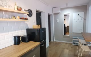 apartament 3 camere inchirier pe strada Gruia - Poză 3