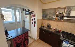 Apartament 1 camera decomandat, Bd. Independentei 350 euro - Poză 5