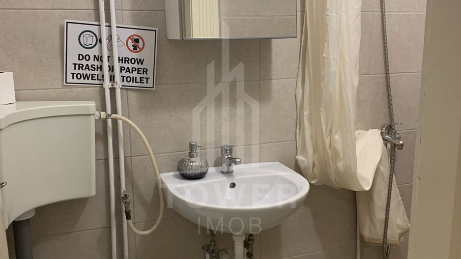 Casa single, cu 3 apartamente si garsoniera , regim hotelier-zona ultracentrala - Poză 3