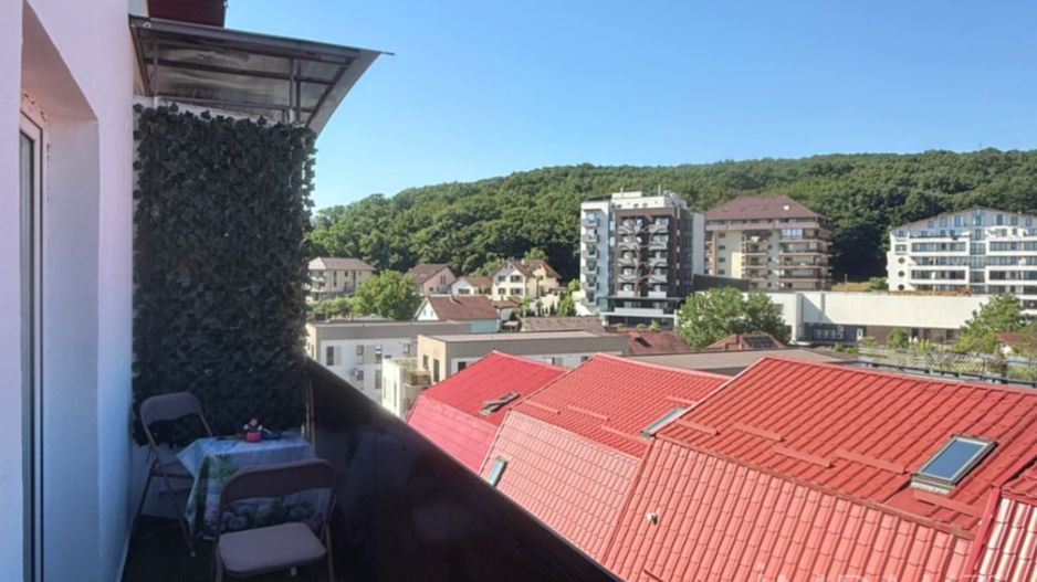 Apartament pe 3 niveluri cu 3 camere si pod amenajat in Manastur - Poză 13
