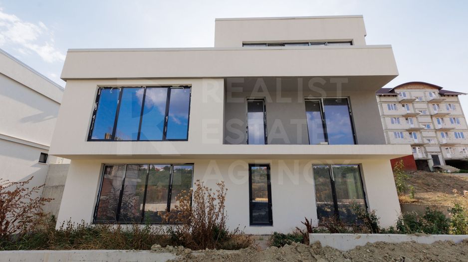 Vânzare duplex, 4 camere, str. Schinoasa Vale, sectorul Centru. - Poză 2