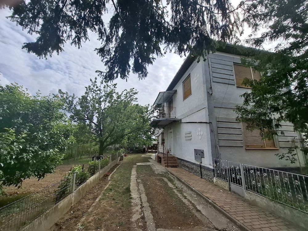 BRASADAS vinde casa in zona Piata de vechituri - Poză 3