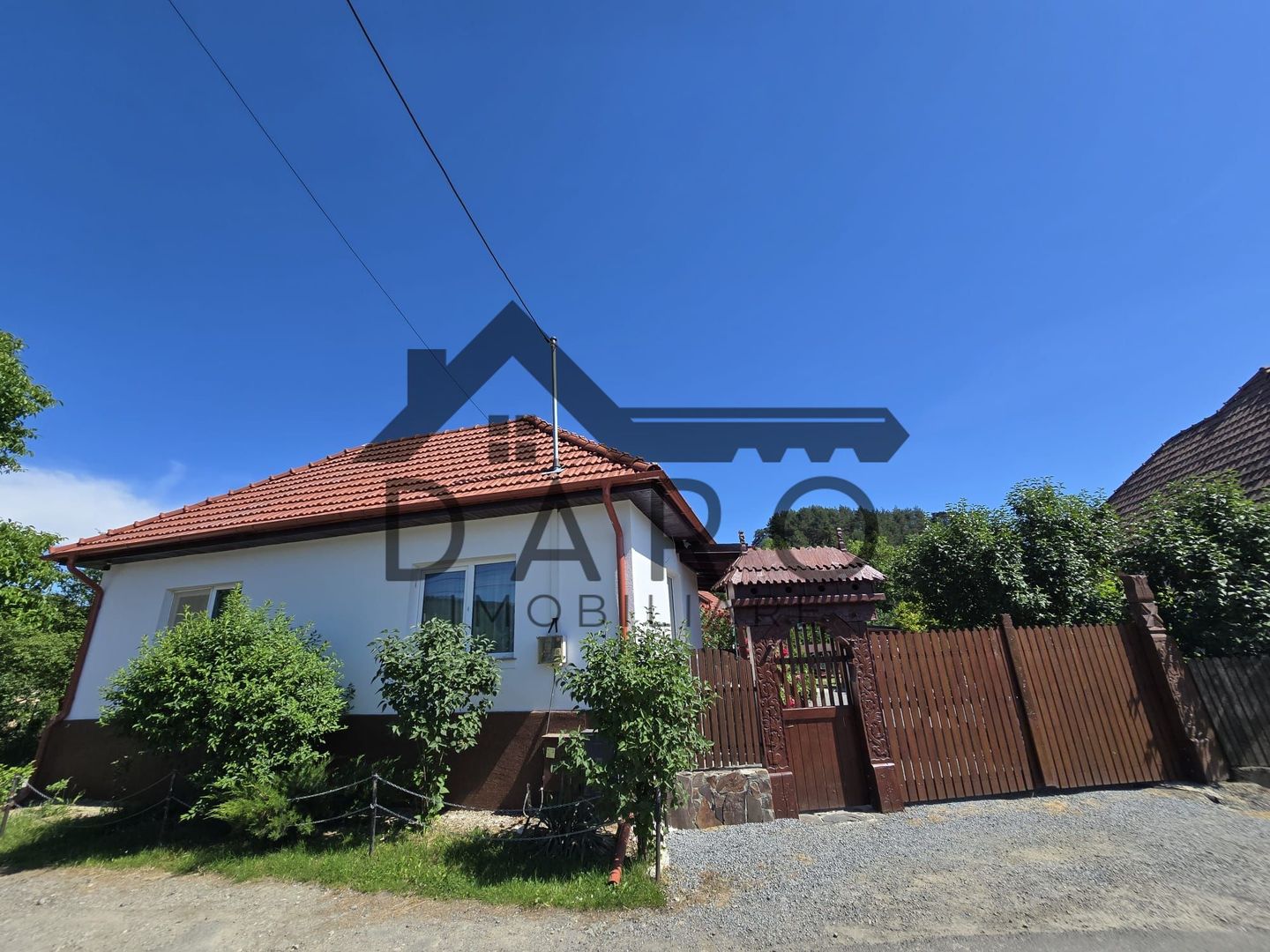 Casa in Livezeni , 140  mp utili , in centrul localitatii . - Poză 3