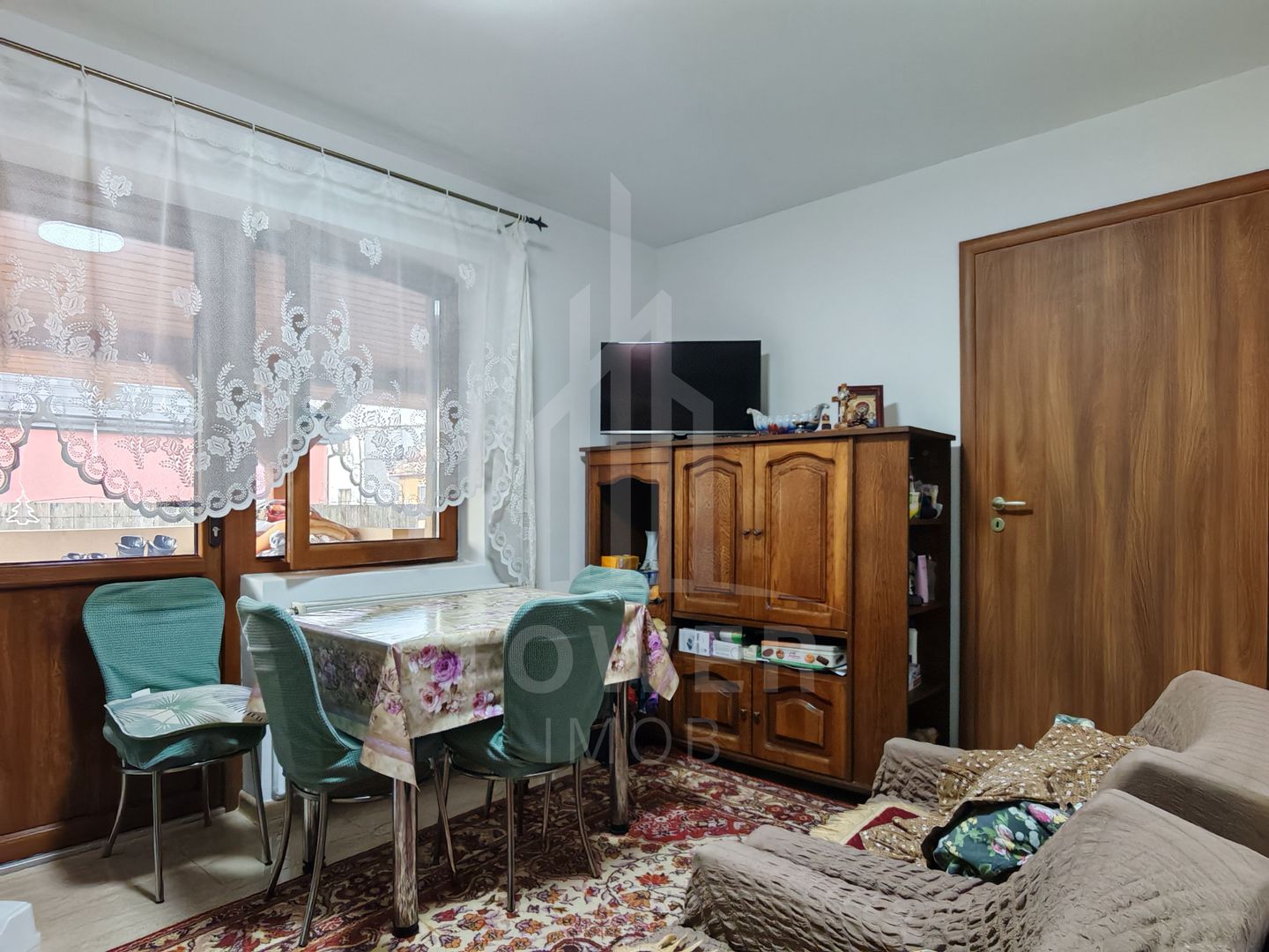 Casa singur in curte de vanzare in Gusterita. - Poză 13