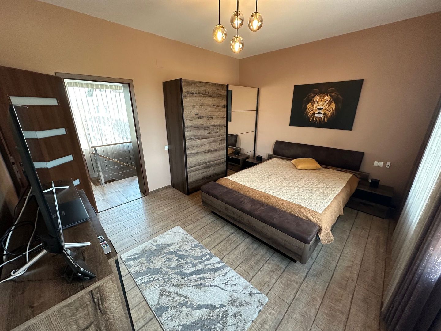 Duplex despărțit prin carpot - Poză 17