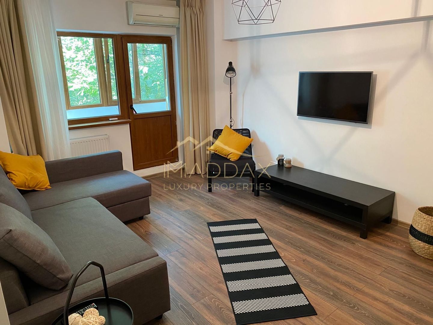 Exclusivitate | 2 Camere Panduri | Renovat Complet 2026 | Vedere Liniștită Spate - Poză 4
