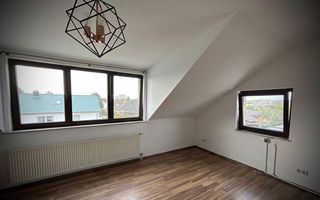 Casă spațioasă de vânzare - Braneşti - Poză 18