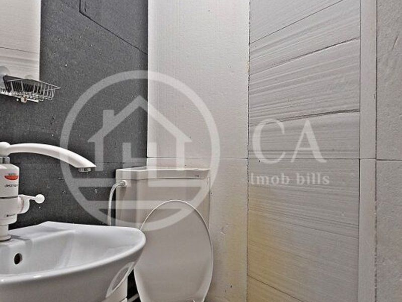 Spatiu comercial de inchiriat pe Calea Clujului, Oradea - Poză 4