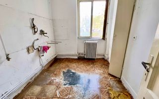 Apartament 2 Camere de vânzare, Onești, zonă centrală - Poză 5