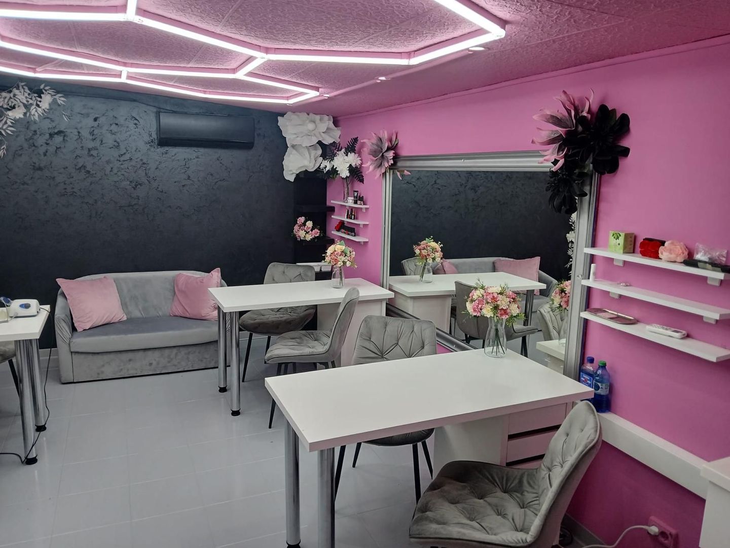 SPATIU COMERCIAL, TERASA 28 MP, BLOC NOU, MOBILAT/UTILAT COMPLET - Poză 9